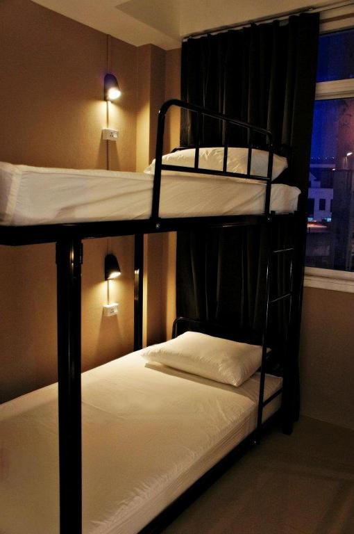 Link Corner Hostel Bangkok Bilik gambar