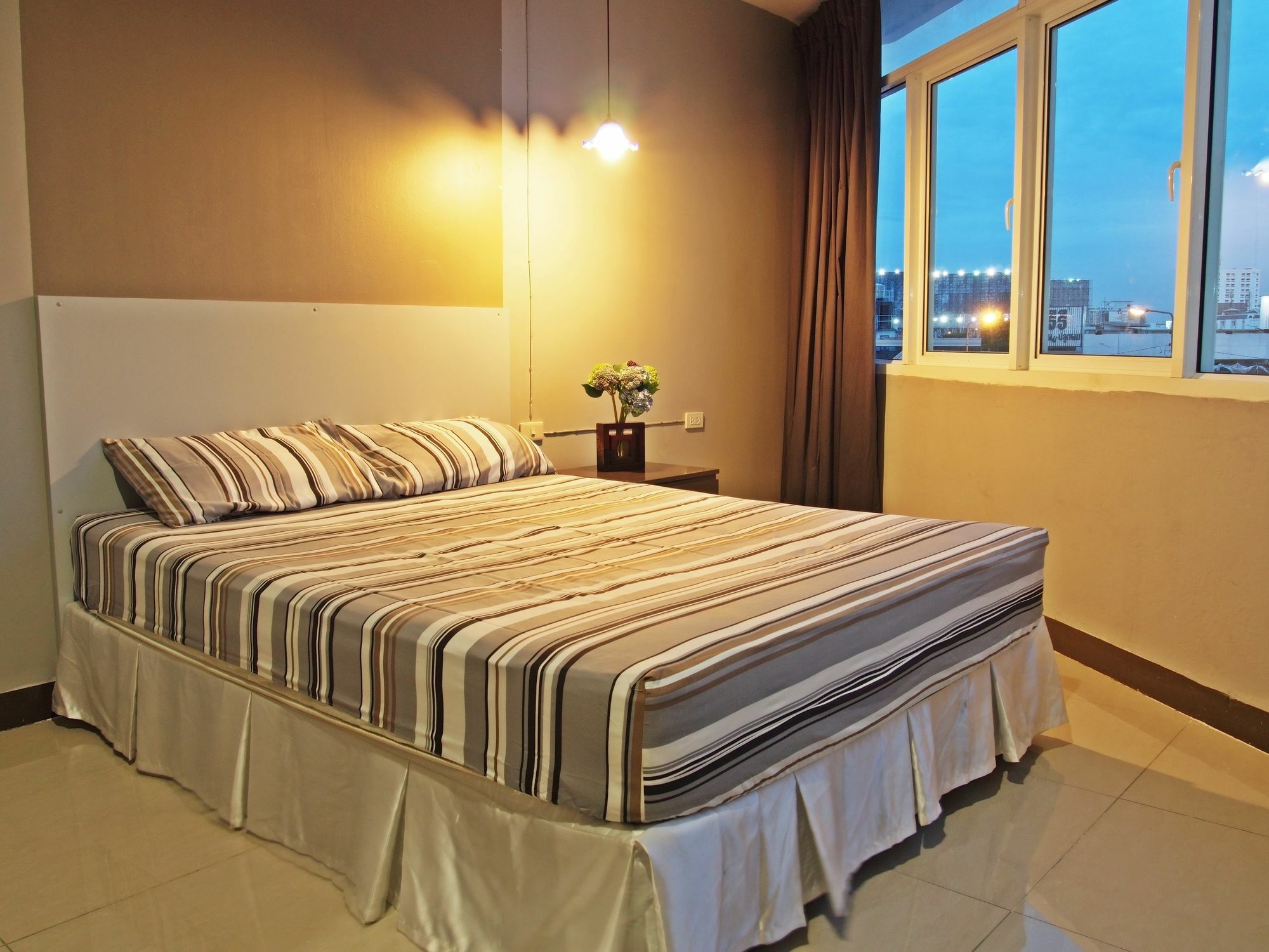 Link Corner Hostel Bangkok Luaran gambar